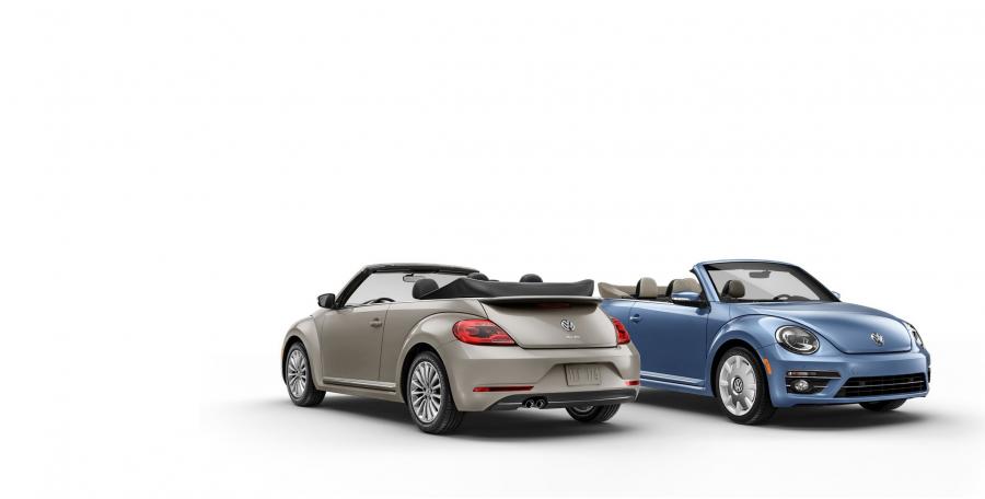  Volkswagen Beetle Final Edition Convertible 2018 года  (NA) (фото 2 из 15)